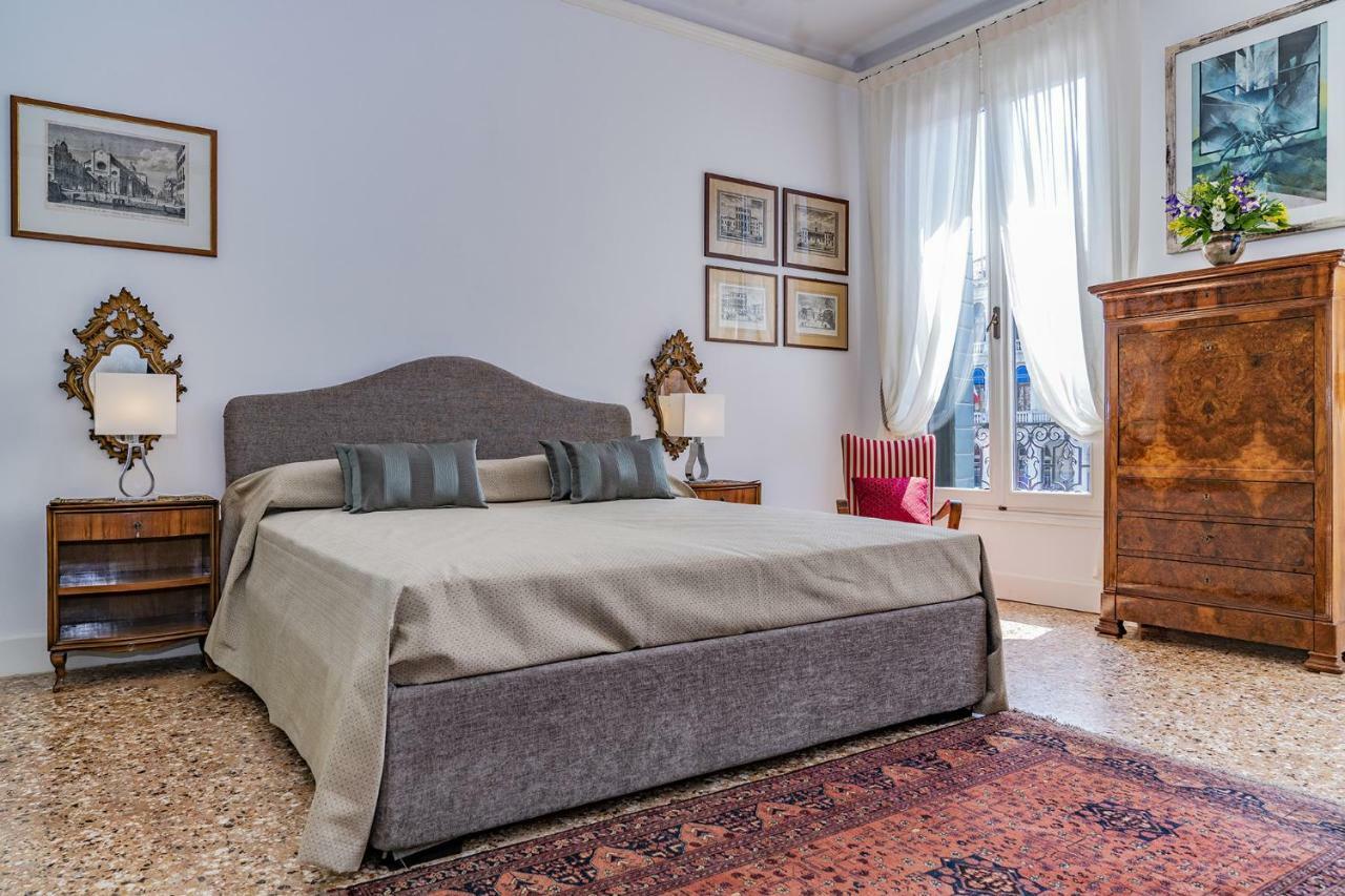 Ca' Fornoni Grand Canal Venice Luaran gambar