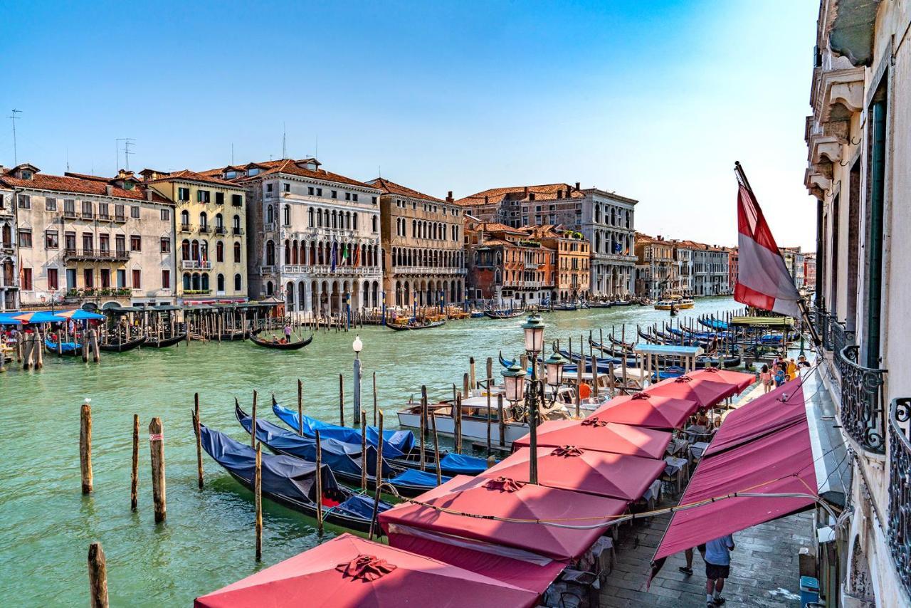Ca' Fornoni Grand Canal Venice Luaran gambar